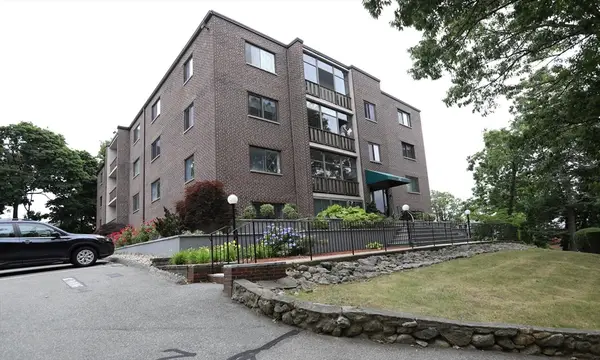 62 South St #15, Quincy, MA 02169