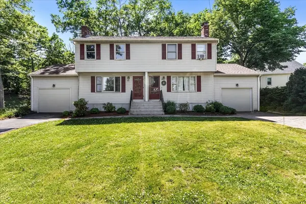 40 Hill Ave #40, Franklin, MA 02038