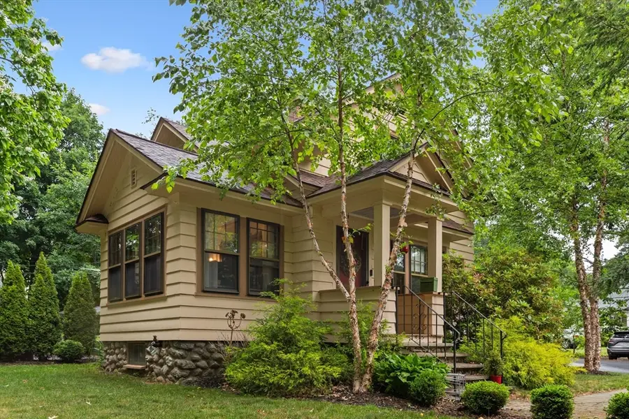 47 Bancroft Rd, Holden, MA 01520 - #3