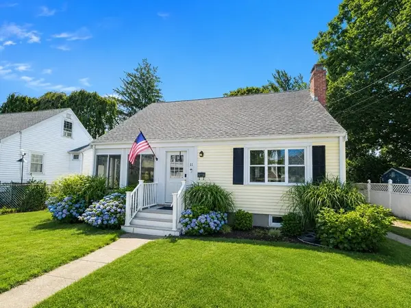 11 Grace Road, Quincy, MA 02169