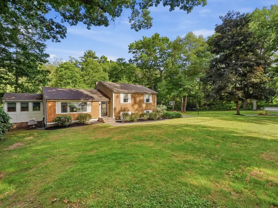 62 Juniper Rd, Andover, MA 01810 - #2