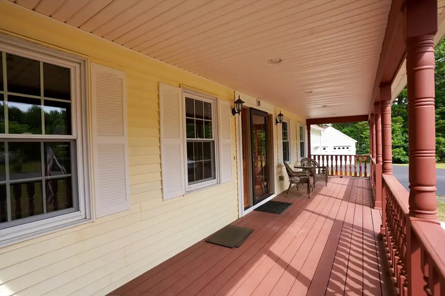 18 Brookside Dr, Douglas, MA 01516 - #2