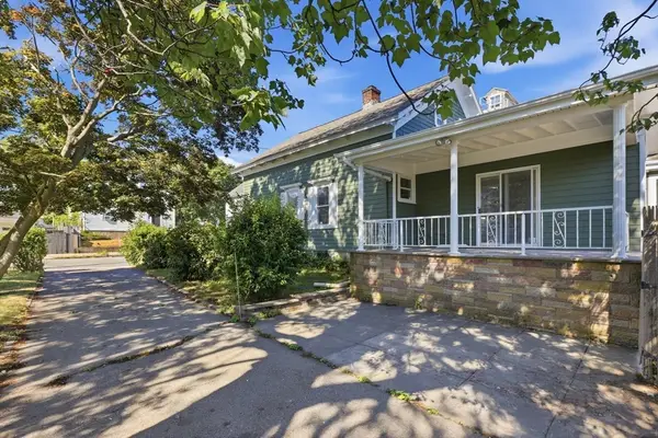 501 Pine St, Fall River, MA 02720