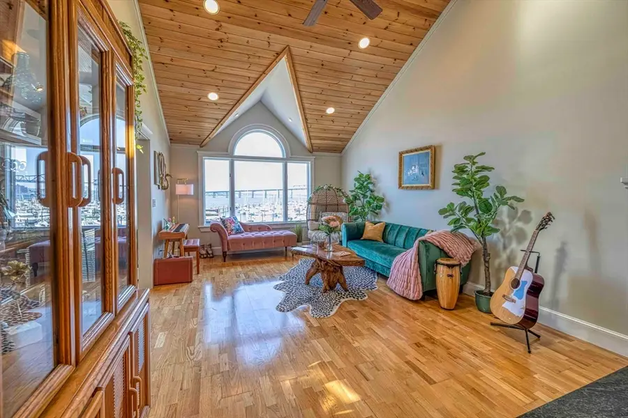 700 Shore Dr #3-306, Fall River, MA 02721 - #2