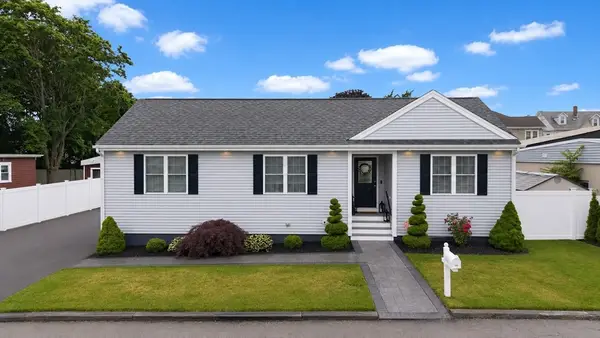 127 Middlesex St, Fall River, MA 02723