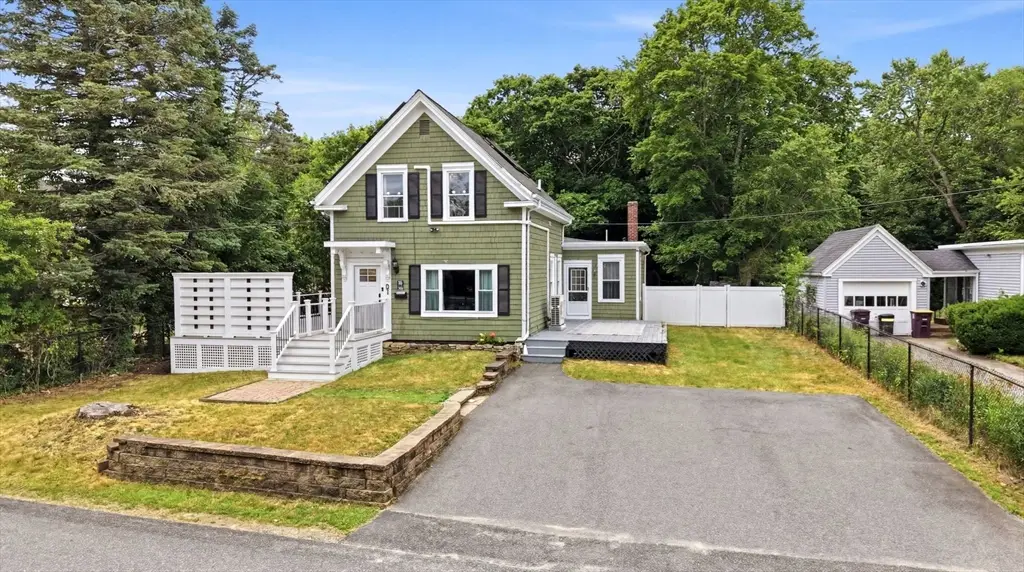 31 Charles, Weymouth, MA 02189 - #1