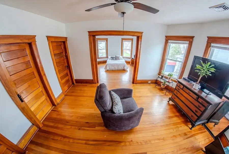 49 Granite St, Worcester, MA 01604 - #3