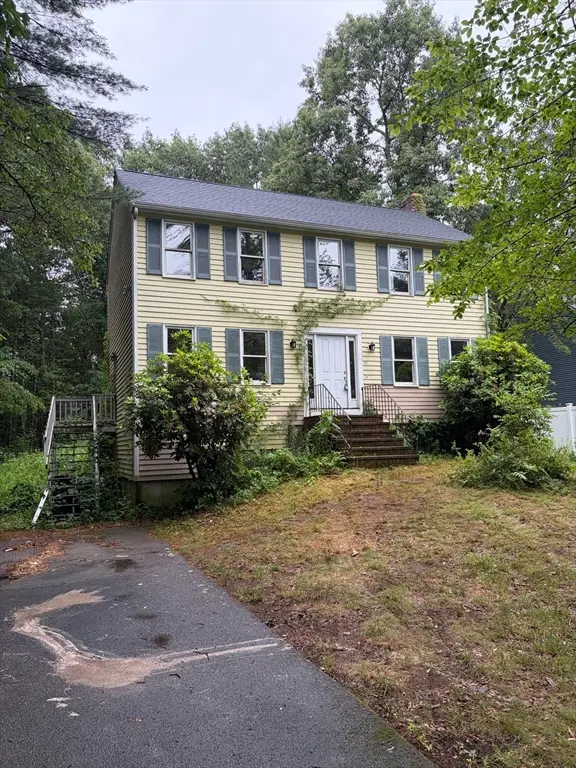 27 Margaret Dr, Norton, MA 02766 - #3