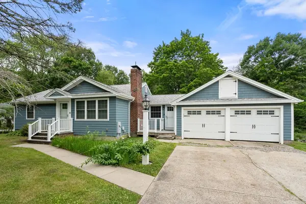 123 Oak Street, Westwood, MA 02090