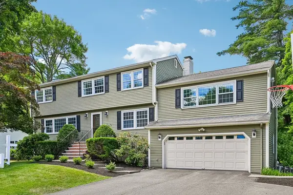 6 Briarwood Dr, Danvers, MA 01923