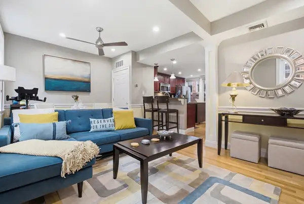 34 Clark St #5, Boston, MA 02109