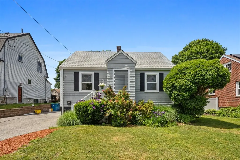 28 N Mountain Ave, Melrose, MA 02176 - #1