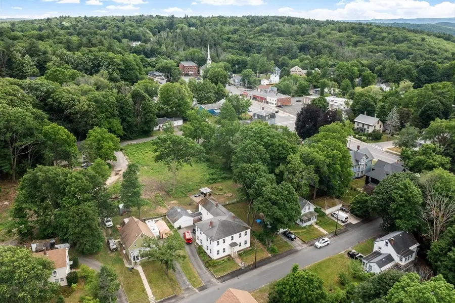71 Kennebunk St, Athol, MA 01331 - #3