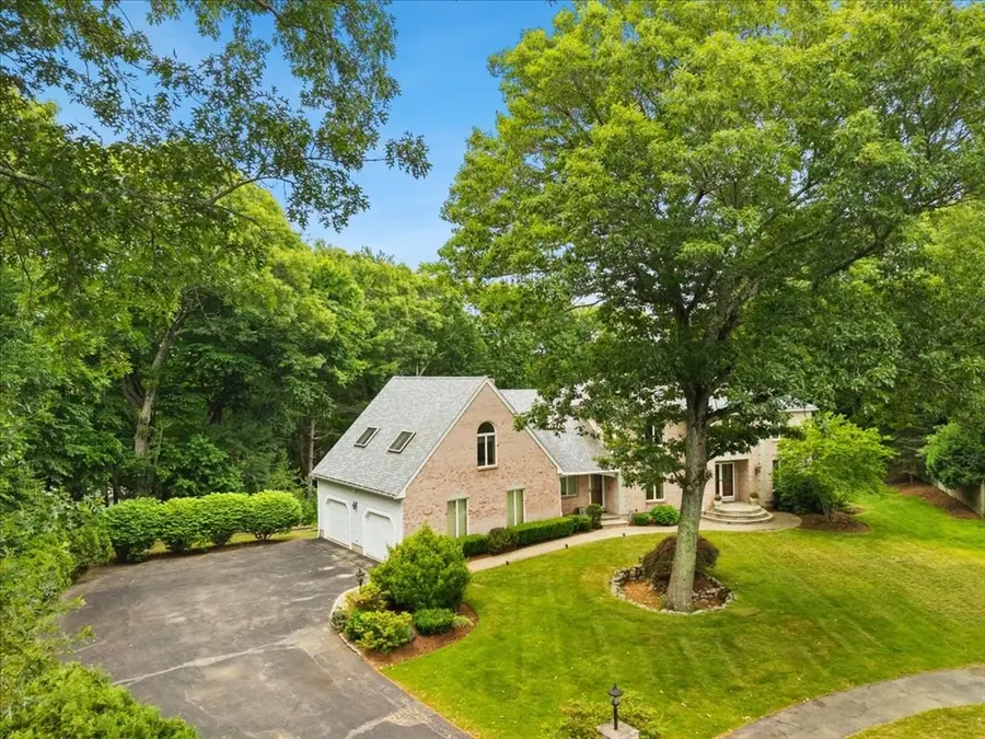 126 Sycamore Rd, Braintree, MA 02184 - #2