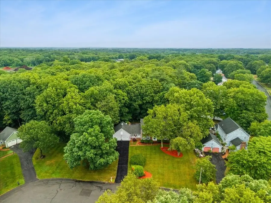 25 Arbor Way, Taunton, MA 02780 - #2