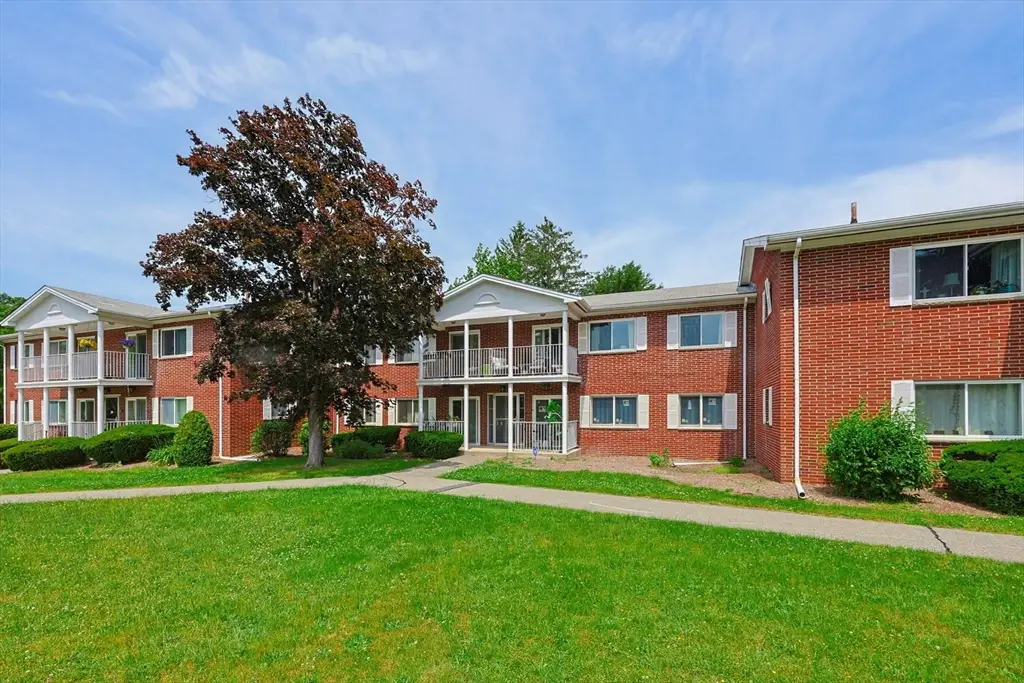 3 Bayberry Dr #4, Sharon, MA 02067 - #1