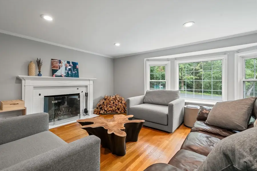 9 Wessex Dr, Westwood, MA 02090 - #2