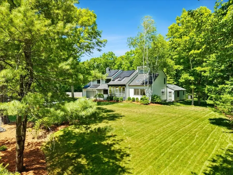 6 Thoreau Dr, Easton, MA 02375 - #3