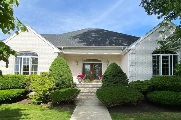 5 Concord Rd, Stoneham, MA 02180