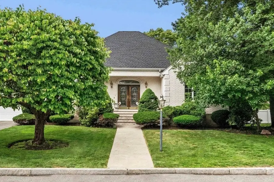 5 Concord Rd, Stoneham, MA 02180 - #3