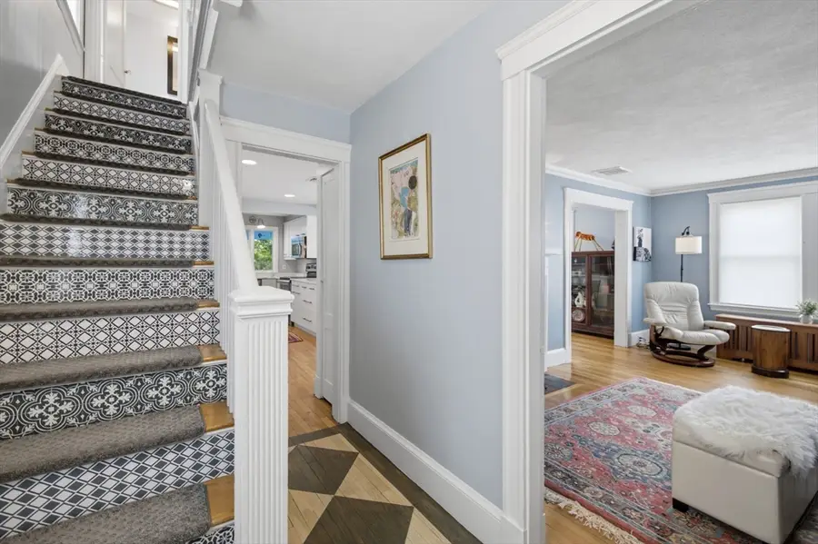 11 Crescent Hill Ave, Lexington, MA 02420 - #3