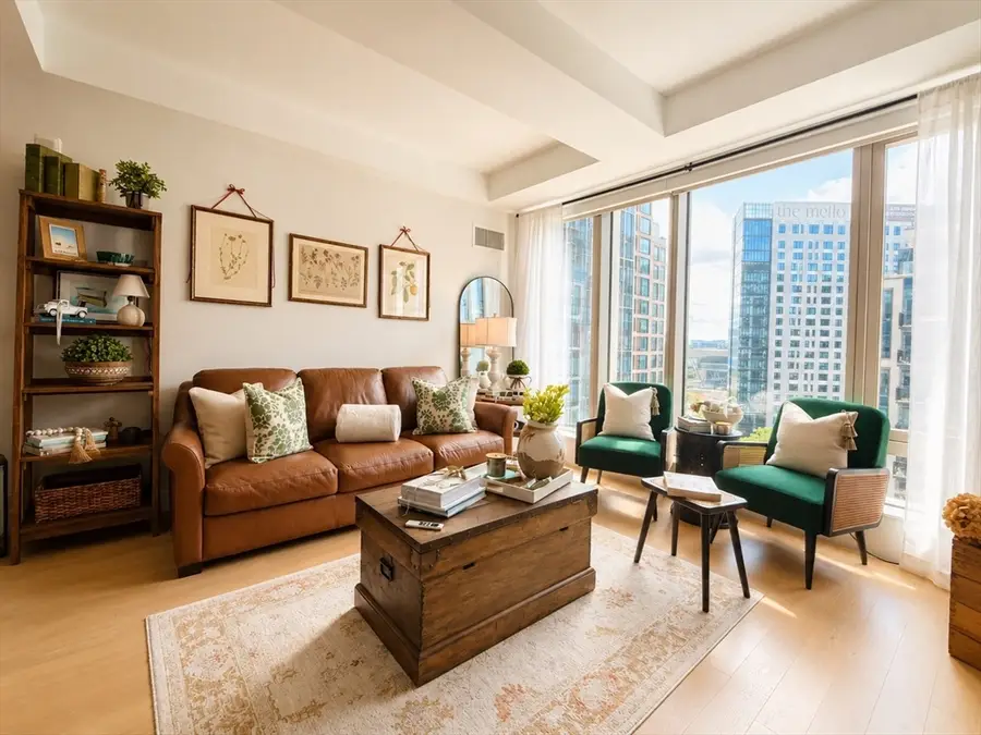 133 Seaport Blvd #1207, Boston, MA 02210 - #2