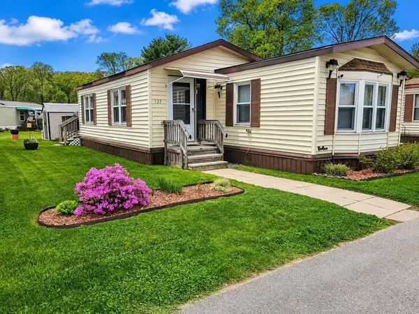 557 Southwest Cutoff #135, Auburn, MA 01501