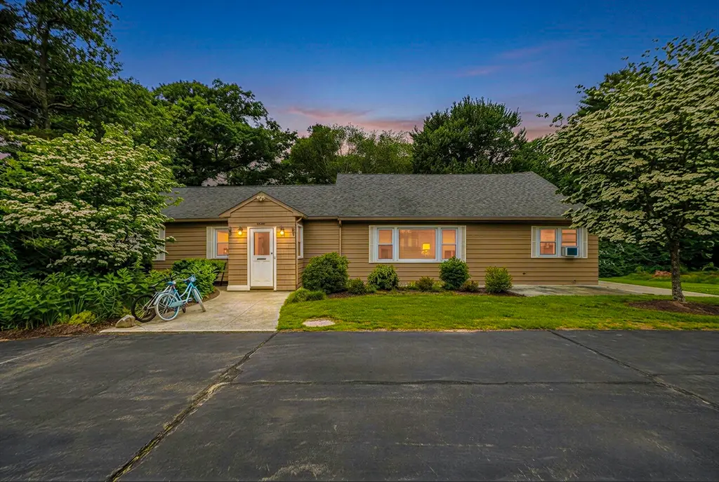 90 Glenview St, Upton, MA 01568 - #1