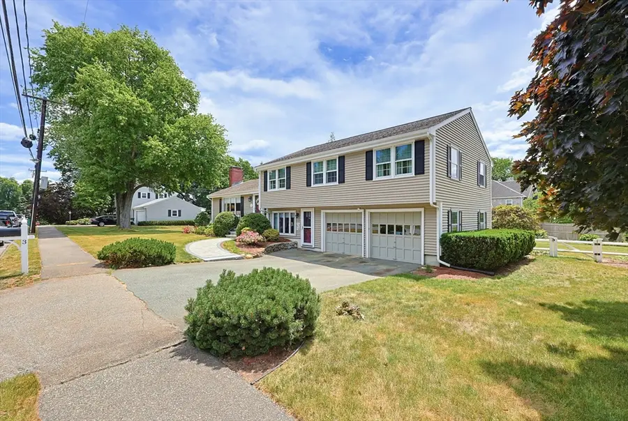 3 Suffolk Dr, Norwood, MA 02062 - #2