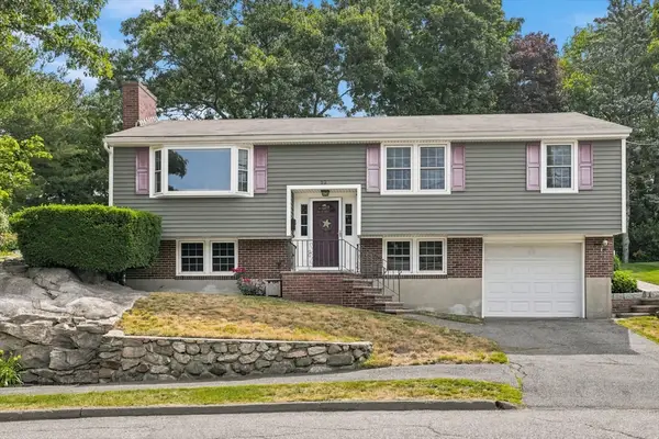 52 Oak Ridge Circle, Lynn, MA 01904