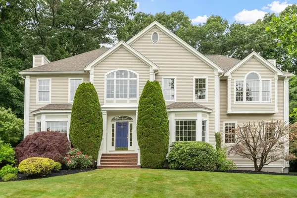 33 Nutmeg, North Andover, MA 01845
