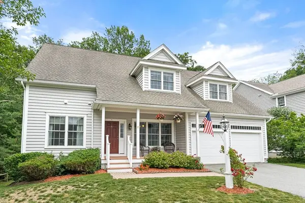 17 Hepatica Drive #17, North Andover, MA 01845