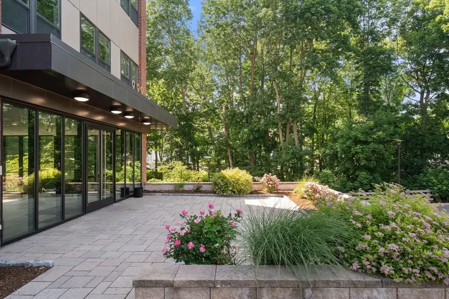 999 Hancock St #313, Quincy, MA 02169 - #2