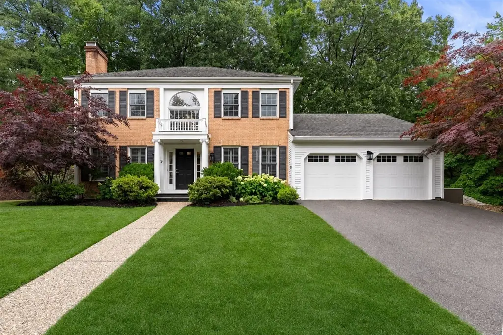 9 Hammersmith Dr, Saugus, MA 01906 - #1