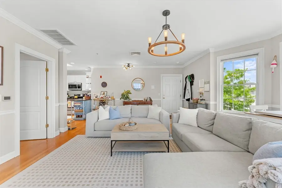 601-611 E Broadway #301, Boston, MA 02127 - #3