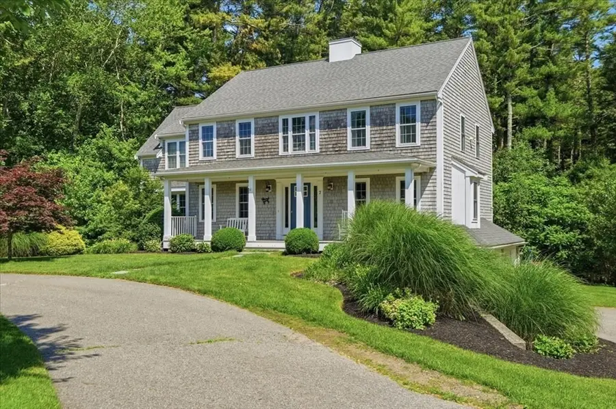 7 Fountain Knoll Ln, Kingston, MA 02364 - #3