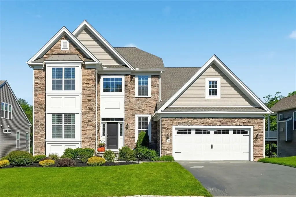 49 Pine Tree Dr #49, Methuen, MA 01844 - #1