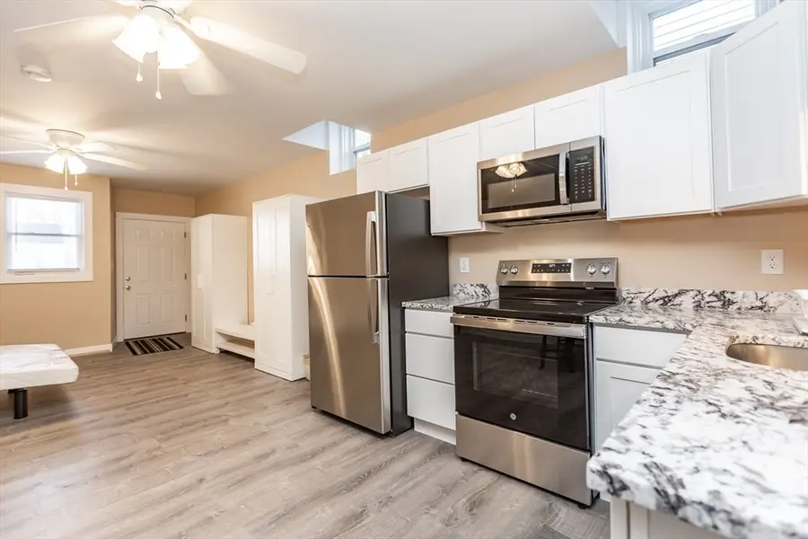 521 Kempton St, New Bedford, MA 02740 - #3