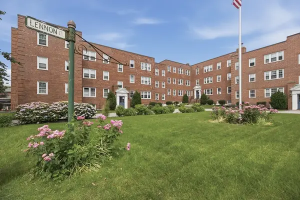 25 Lennon Court #29, Boston, MA 02127