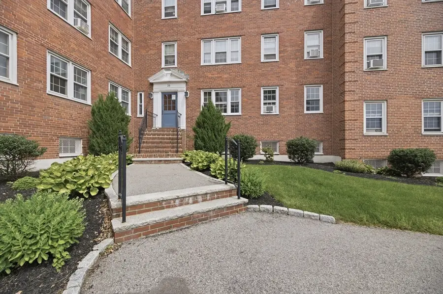 25 Lennon Court #29, Boston, MA 02127 - #3