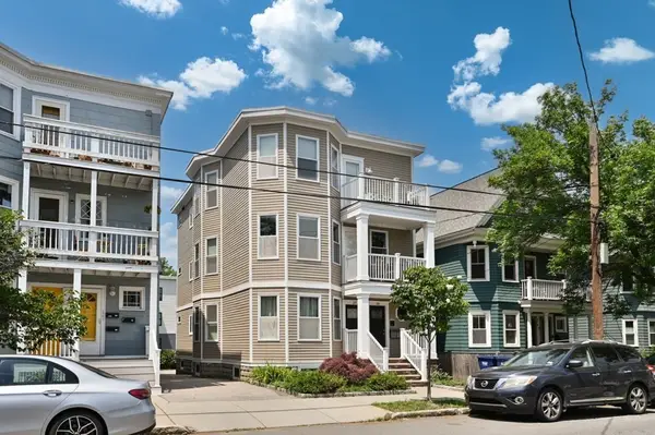 27-29 Cameron Ave #B, Cambridge, MA 02139