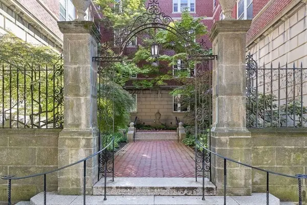 6 Washington Avenue #10, Cambridge, MA 02140