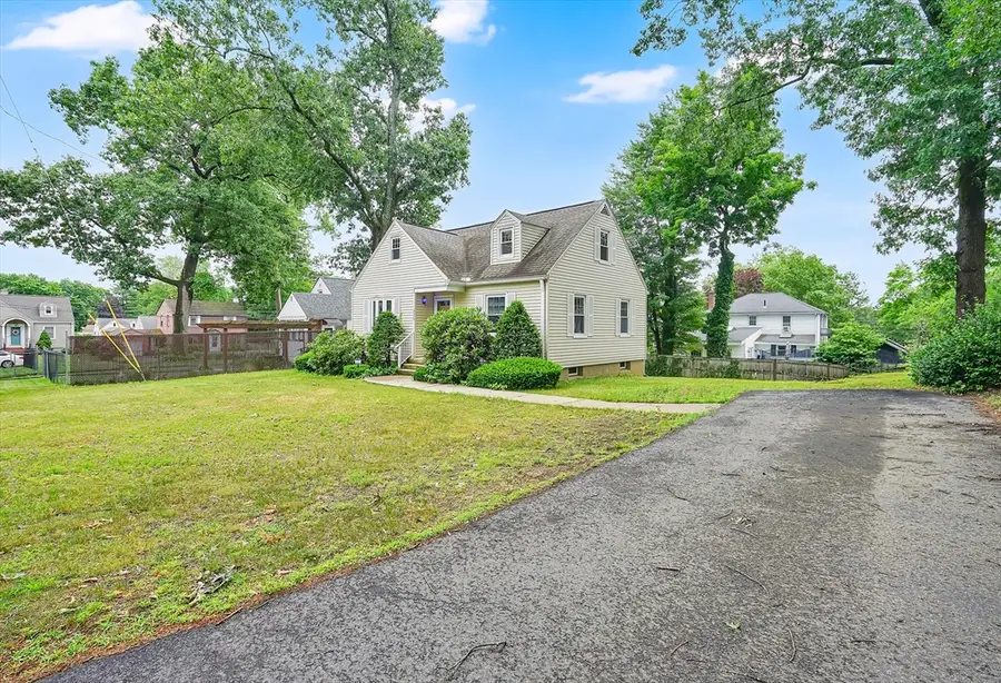328 Hartwick Street, Springfield, MA 01108 - #3