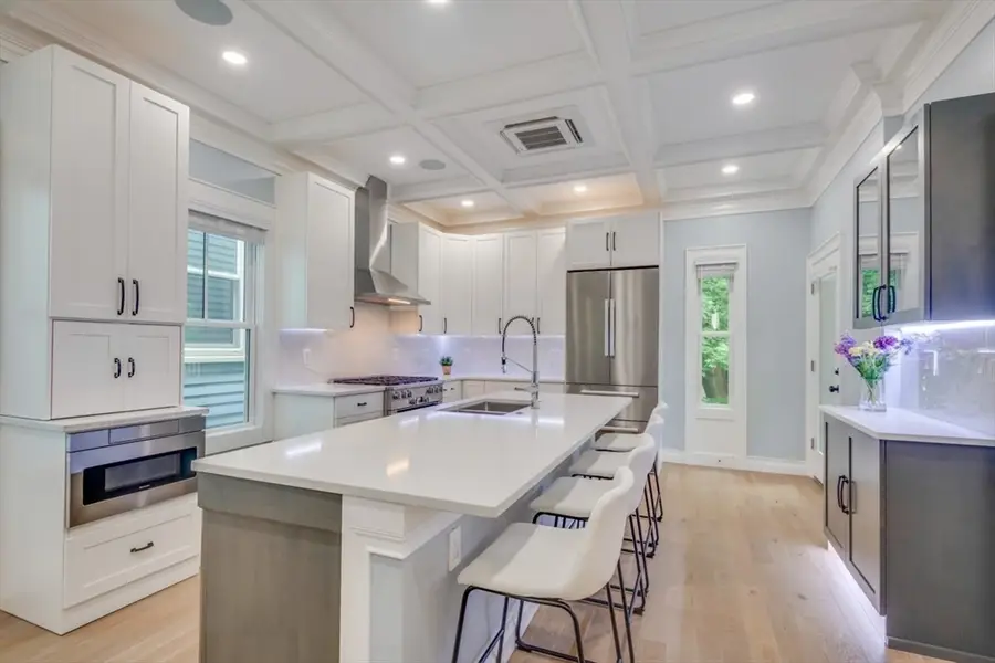 74-76 Dana St #3, Cambridge, MA 02138 - #2