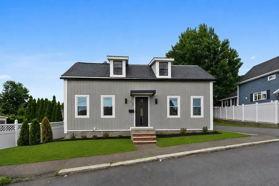 25 Bow St, Salem, MA 01970 - #2