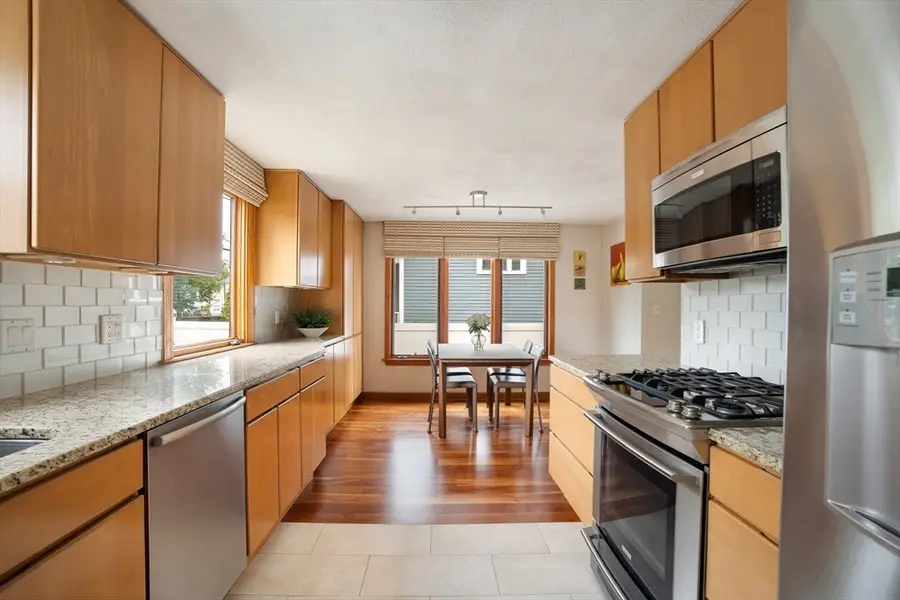 76 Grove St #76, Belmont, MA 02478 - #2