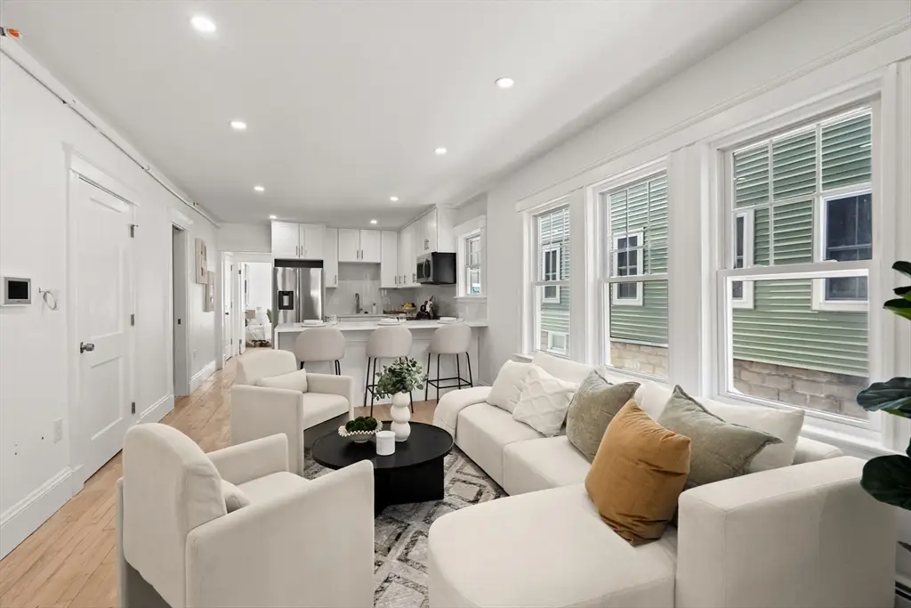 60 Derby St #1, Somerville, MA 02145 - #1