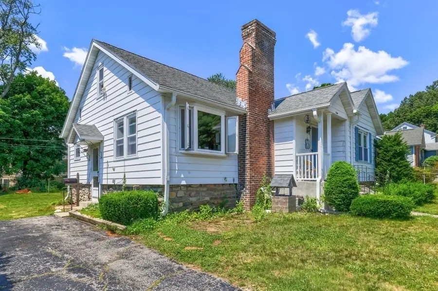 8 Knowles Rd, Worcester, MA 01602 - #3