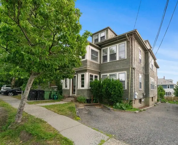 38-40 Pequossette St, Watertown, MA 02472