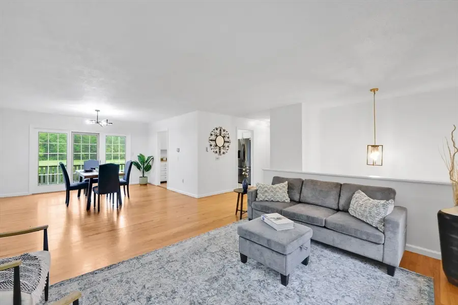 210 Strong St, Amherst, MA 01002 - #3